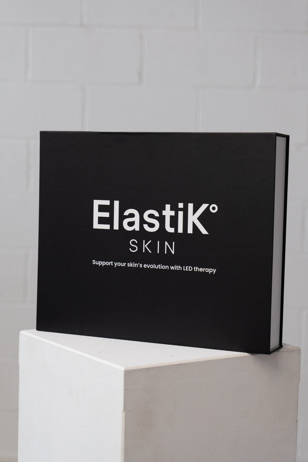 ELASTIK SKIN LED FACE + NECK MASK - ElastiK° Skin